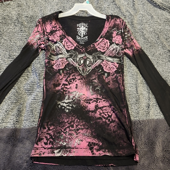 Rebel Saints Tops - Rebel Saints black and pink roses long sleeve v-neck t-shirt
